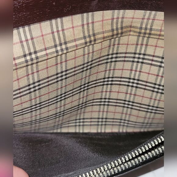 BURBERRY Black Leather Wallet In EUC with COA - Picture 11 of 13